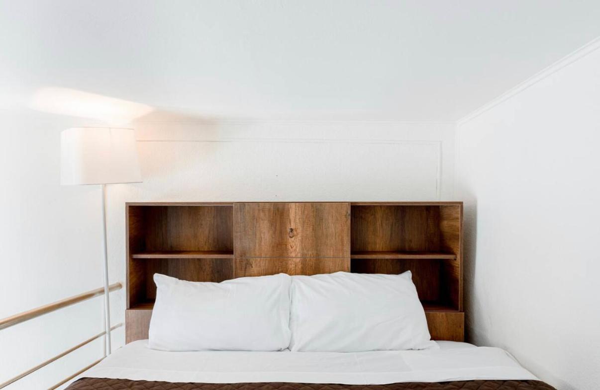 Central Location King Size Bed Tbilisi Eksteriør billede